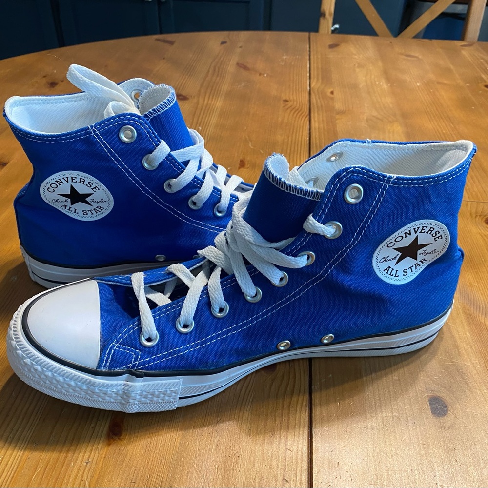 Converse High Top Sneakers Size 11
